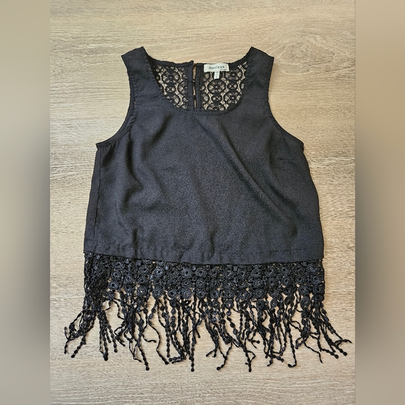 Monteau Lace/Fringe Tank Top - Small - Picture 3 of 6